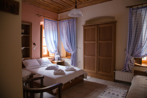 Ξενώνας Καλλιστώ - Γκούρα Φενεός - Ορεινή Κορινθία - Αγροτουρισμός