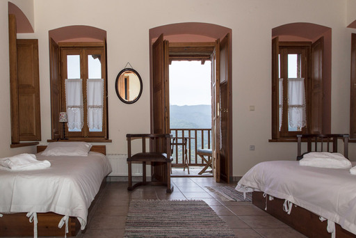 Ξενώνας Καλλιστώ - Γκούρα Φενεός - Ορεινή Κορινθία - Αγροτουρισμός