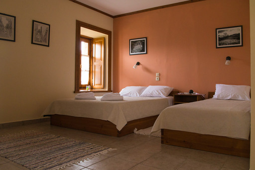 Ξενώνας Καλλιστώ - Γκούρα Φενεός - Ορεινή Κορινθία - Αγροτουρισμός