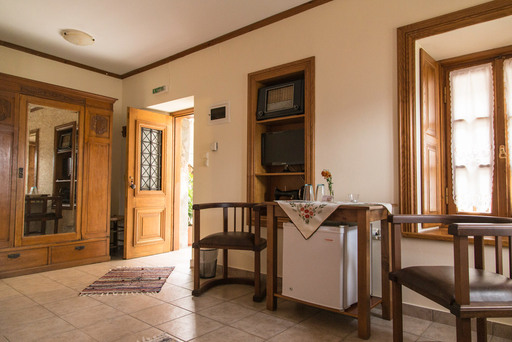 Ξενώνας Καλλιστώ - Γκούρα Φενεός - Ορεινή Κορινθία - Αγροτουρισμός