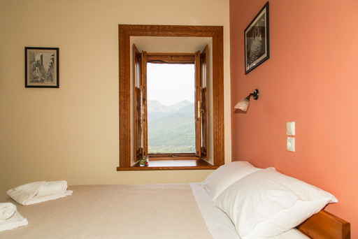 Ξενώνας Καλλιστώ - Γκούρα Φενεός - Ορεινή Κορινθία - Αγροτουρισμός